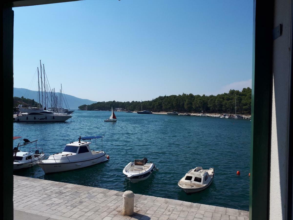 Apartamento House At The Seafront Stari Grad  Exterior foto
