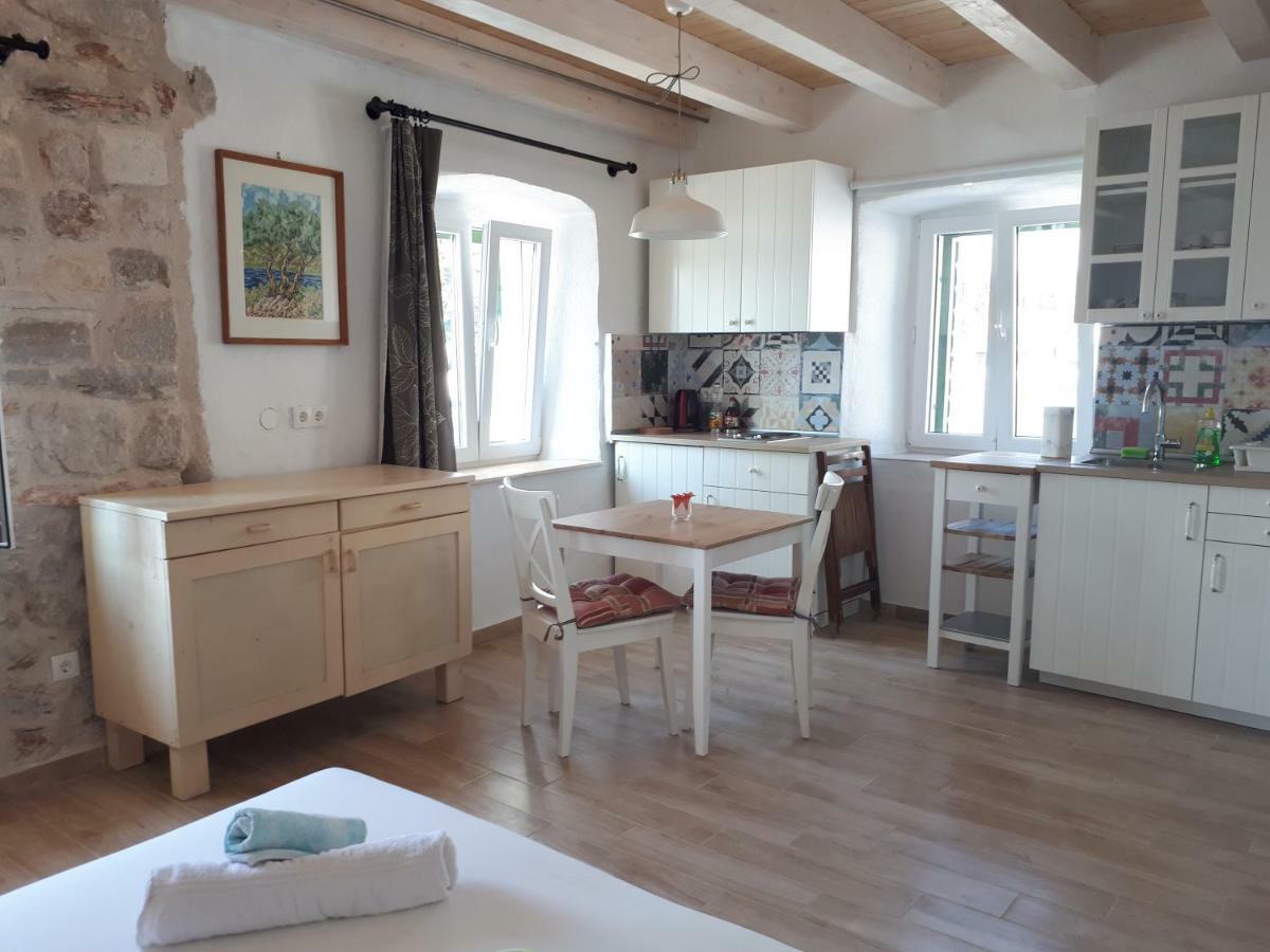Apartamento House At The Seafront Stari Grad  Exterior foto