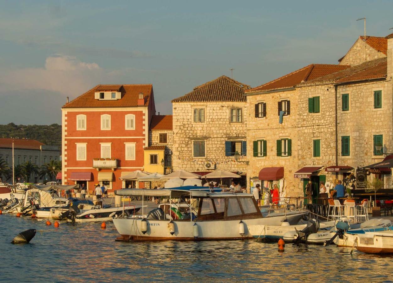 Apartamento House At The Seafront Stari Grad  Exterior foto